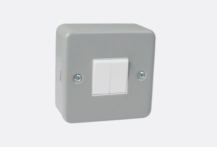 TH6-2 Double Socket Metal Clad