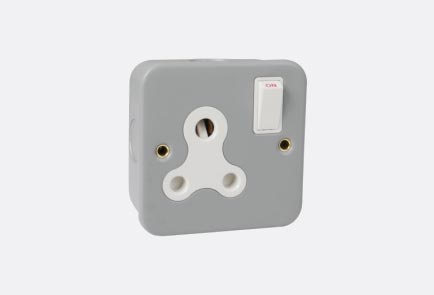 /TH9119-15 1 Gang White Single Round 3 Pin Wall Socket