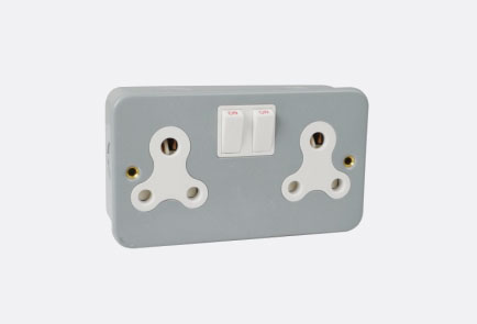 /TH9219-15 Twin Metal Clad Socket